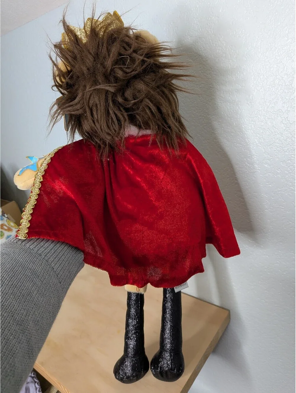 FAO Schwarz Nutcracker Glow Brights King Lion Plush Crown Cape NWT